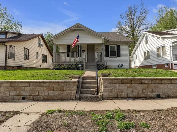 3142 Felix St, Saint Joseph, MO 64501