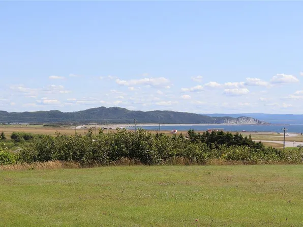 120 West Street, Stephenville, NL A2N1E4