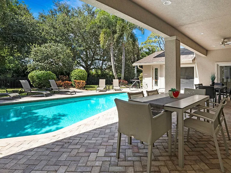 445 Palm River Blvd #ID1534811P — Photo 36