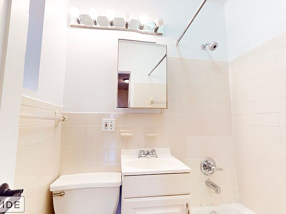 4th image of 428 E 89th St APT 4A