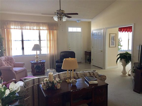 4th image of 6886 Park Square Dr APT D