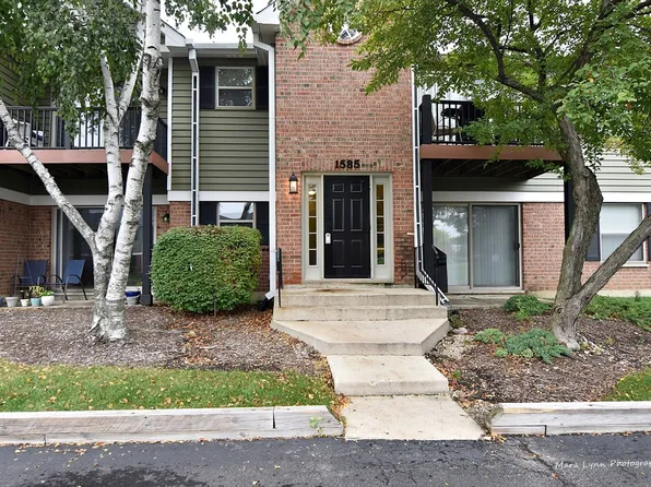 1585 Raymond Dr APT 103, Naperville, IL 60563