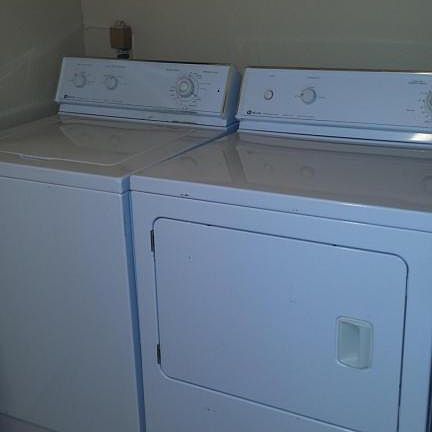 2nd image of 422 E Woodman Dr