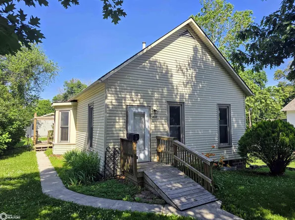 410 N Sycamore St, Creston, IA 50801
