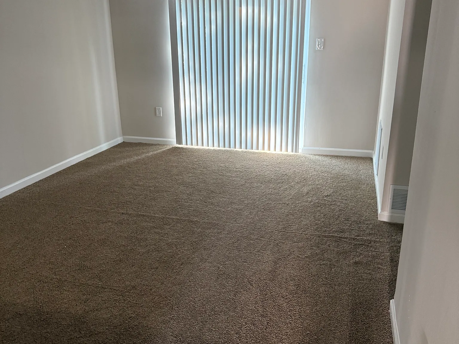 2 bed, 980 sqft, $1,795 — Photo 4
