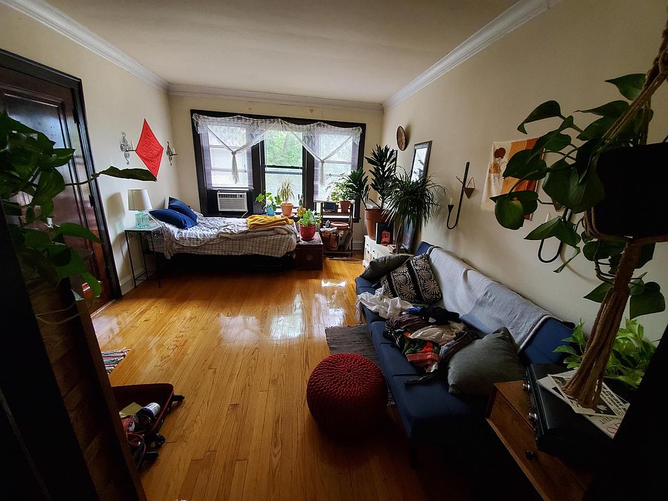 1st image of 4600 N Wolcott Ave #2B