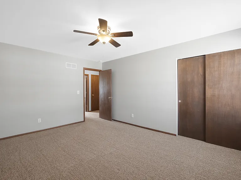 2272 N Village Dr #2272 — Photo 18