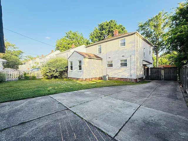 4021 Silsby Rd — Photo 26