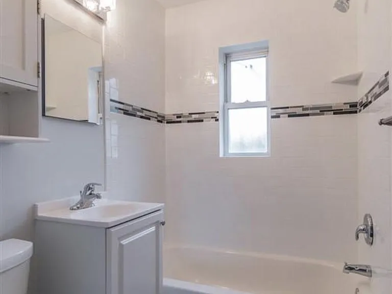 308 S Veitch St — Photo 15