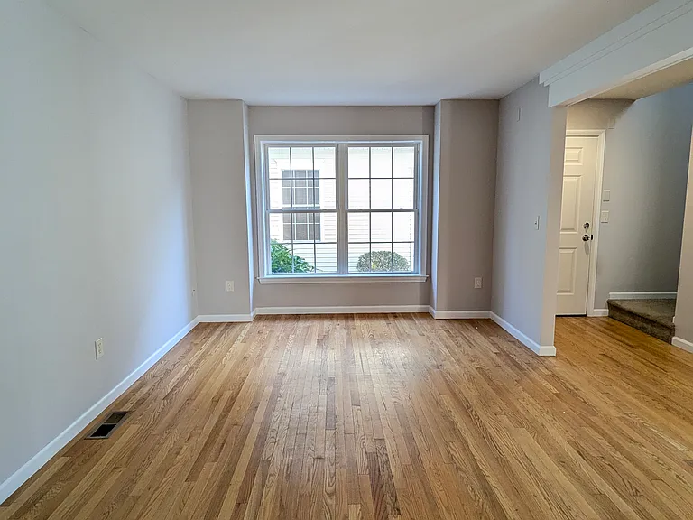 151 Park Ter #7 — Photo 4