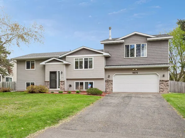 9875 Hamline Ave N, Circle Pines, MN 55014