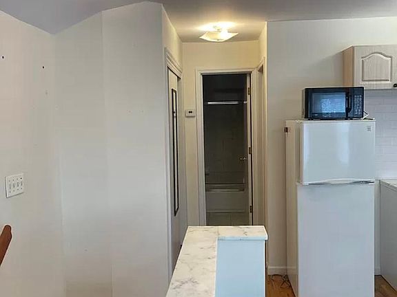 3rd image of 5728 256th St #2