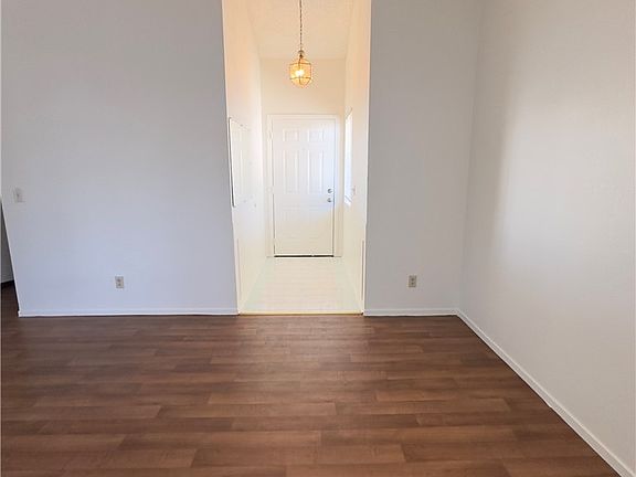 5th image of 2104 Havelina St