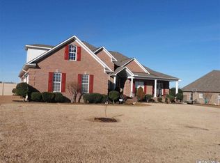 65 Stornaway Dr, Jackson, TN 38305