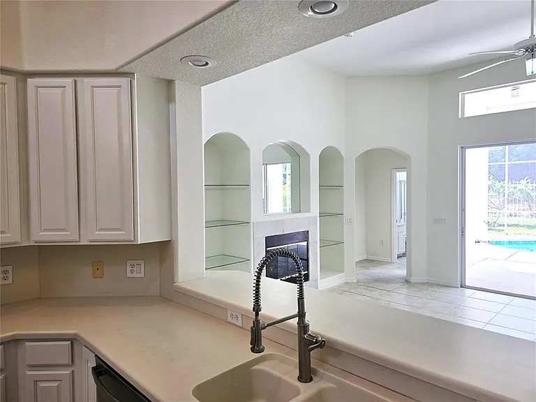 8427 Sailing Loop — Photo 17