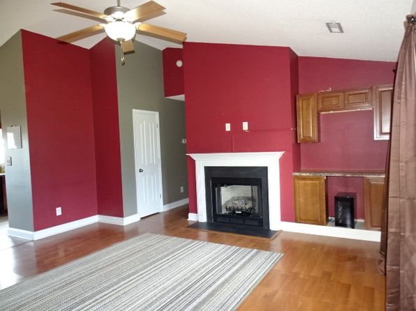 211 Michel Ct