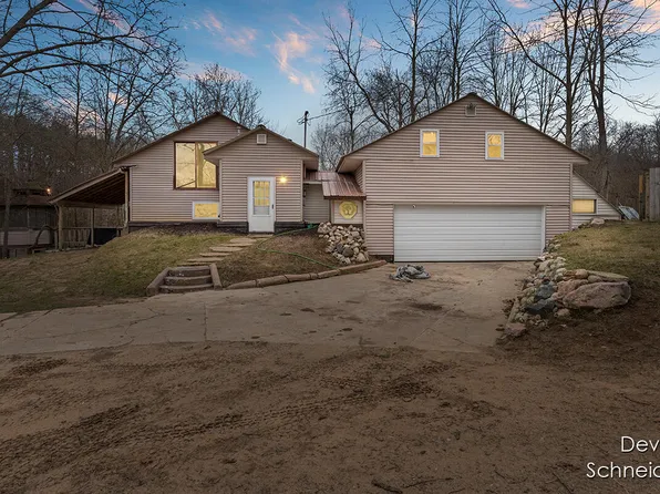 2885 Ryan Rd, Hastings, MI 49058