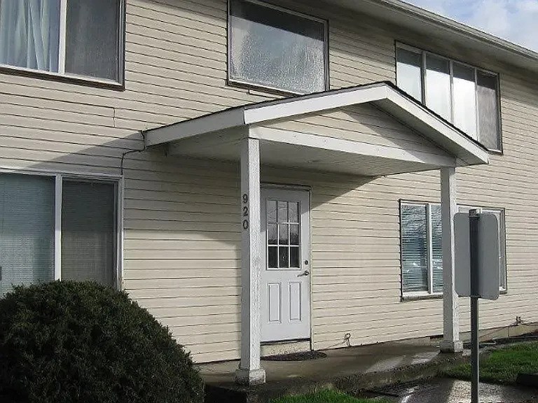 475-18th Ave SE — Photo 9