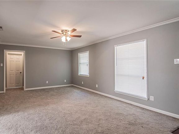 3rd image of 4413 Cochise Dr