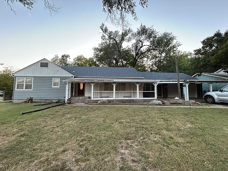445 Missouri St — Photo 1