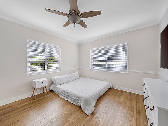 3rd image of 3034 Parkway Blvd APT 301