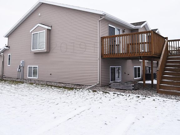 3rd image of 3429 Eagle Run Dr