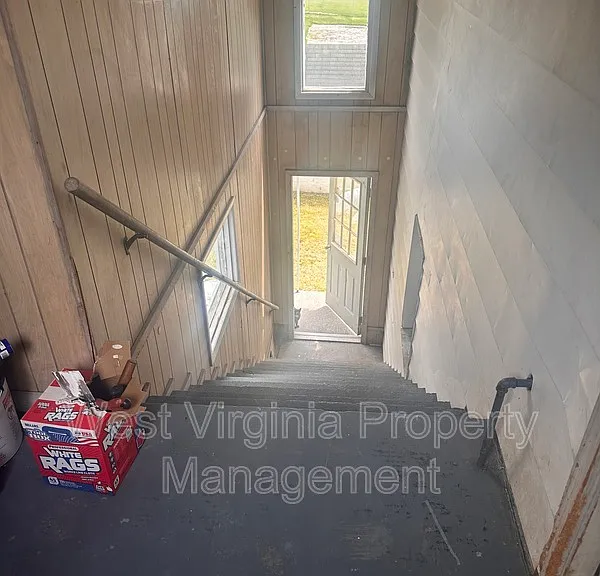 304 N 3rd St #UPPER — Photo 4