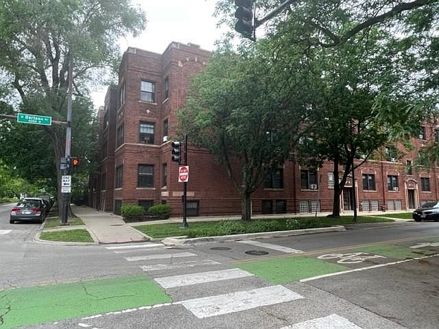 1st image of 1526 W Berteau Ave APT 1