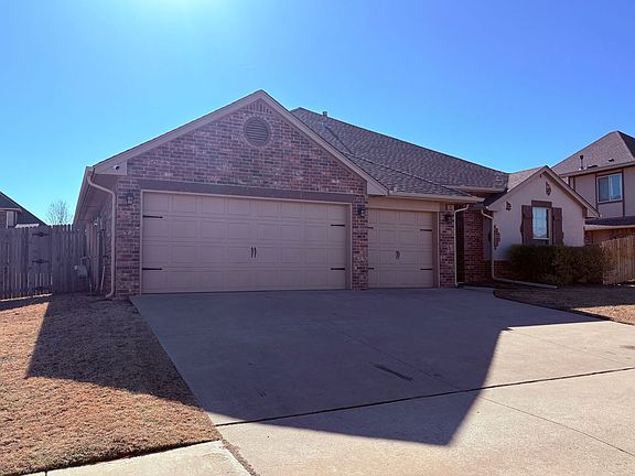 2nd image of 5000 NW 153rd St