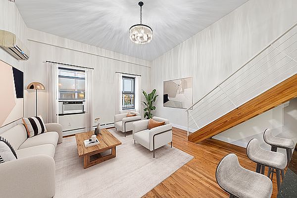 1st image of 20 Beaver St #4