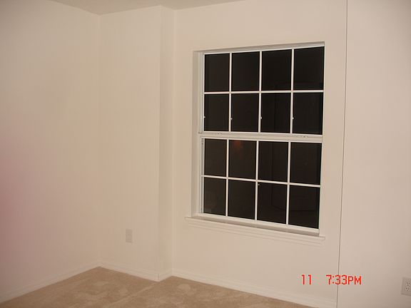 2nd image of 218 Chippendale Ter