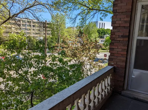 San Rafael Apartments