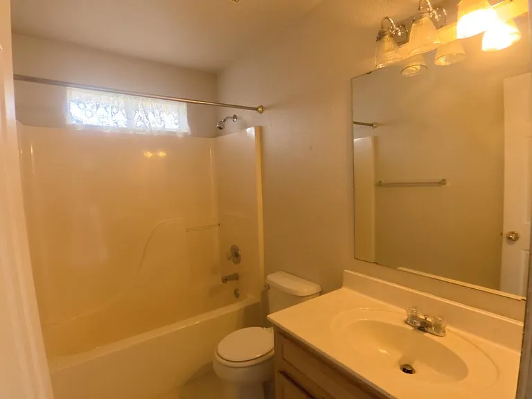 4908 Topsey Dr — Photo 10