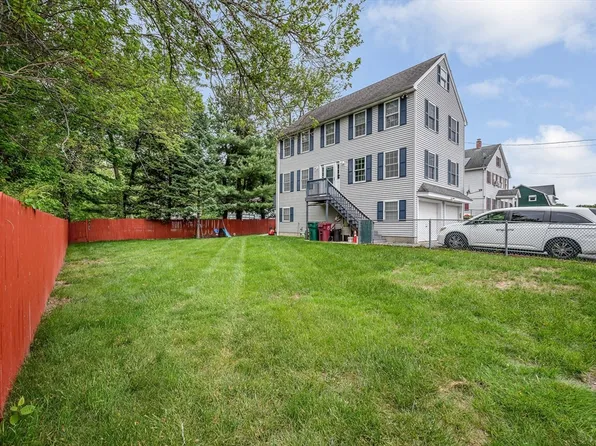 57 Magnolia St, Lowell, MA 01854