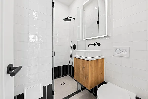 Rented by Doorway NYC, LLC | media 20