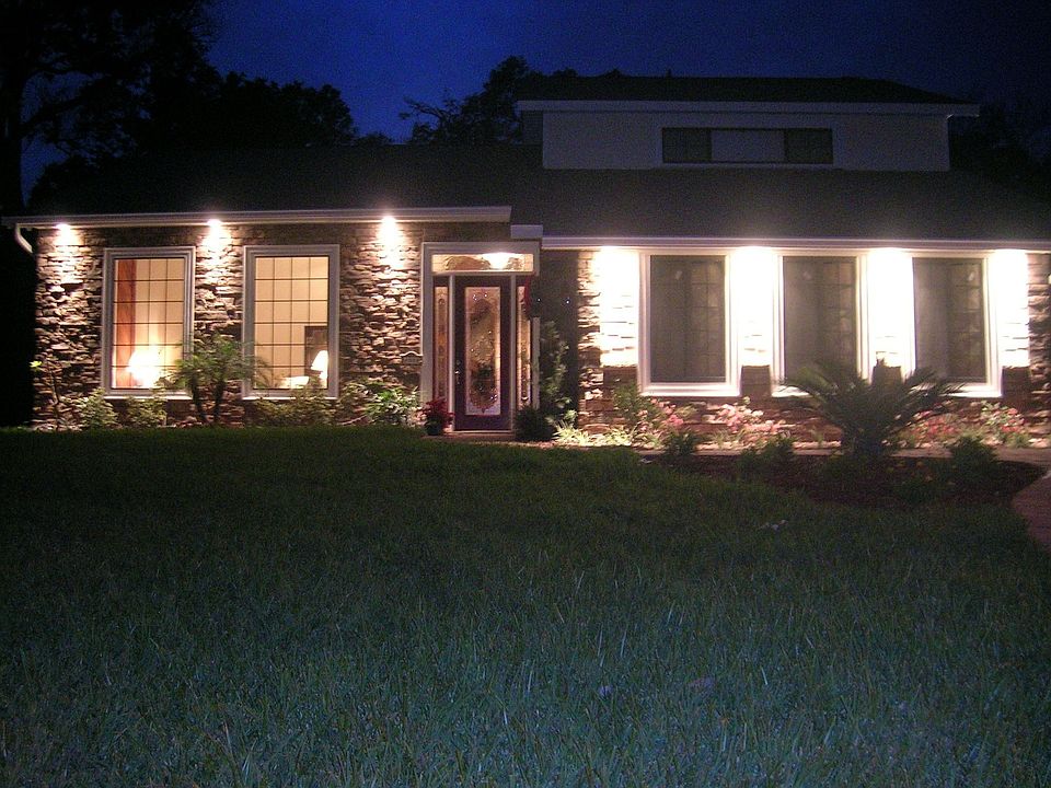2nd image of 1510 Poplar Dr