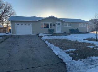 1520 Court St, Imperial, NE 69033