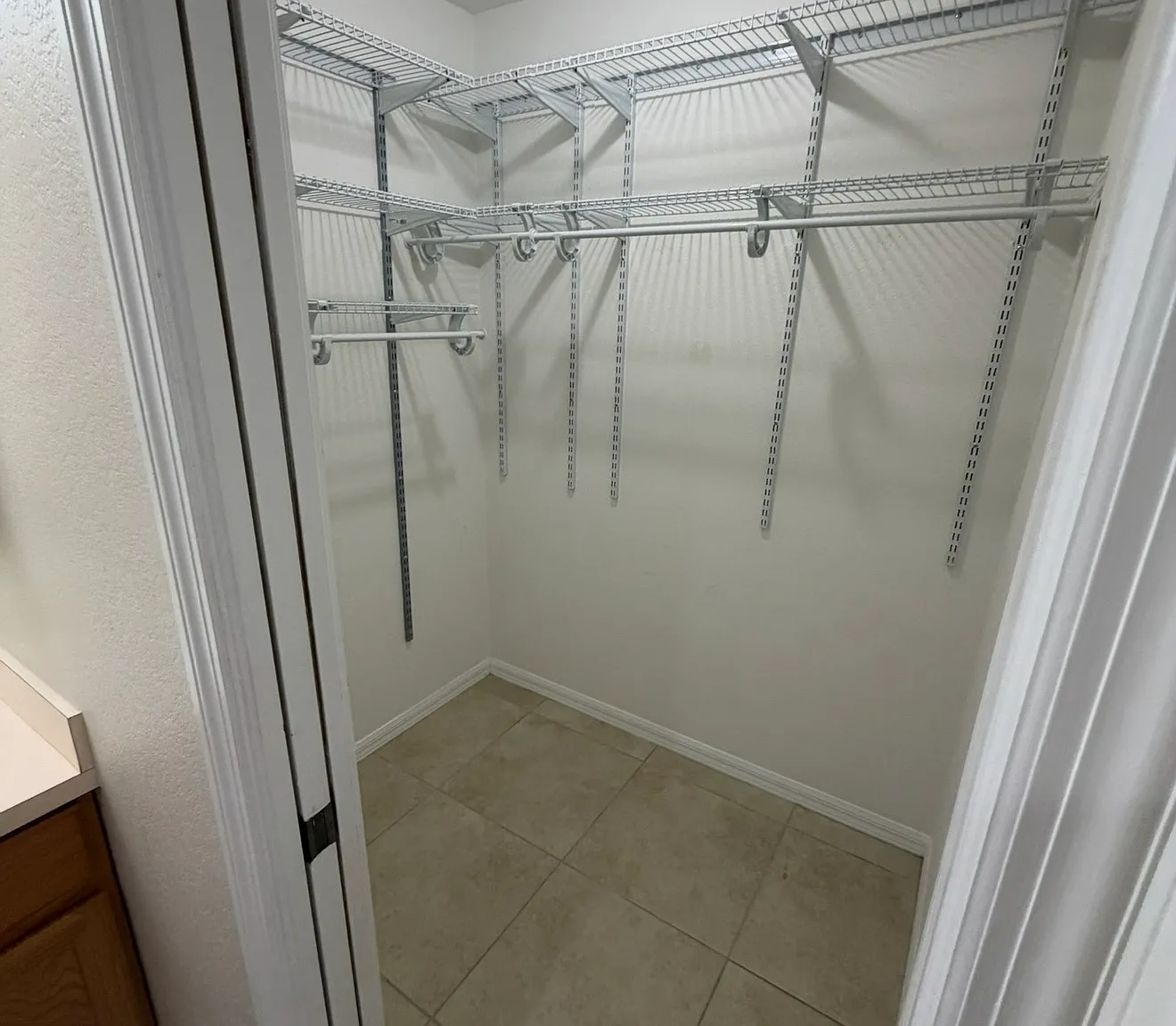 3 bed, 1568 sqft, $1,700 — Photo 4