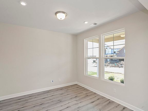 4th image of 2705 Slatewood Way