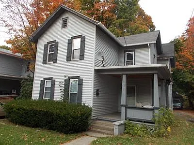 517 Fulton St photo 1