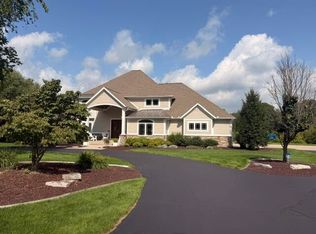 4545 Stonegate Ridge Ct NE, Ada, MI 49301