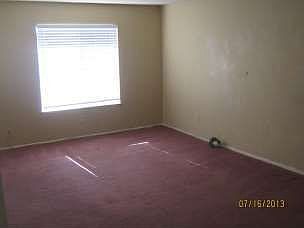 3rd image of 14361 Primrose Ave