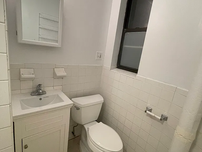 275 Harrison Ave #B6 — Photo 12