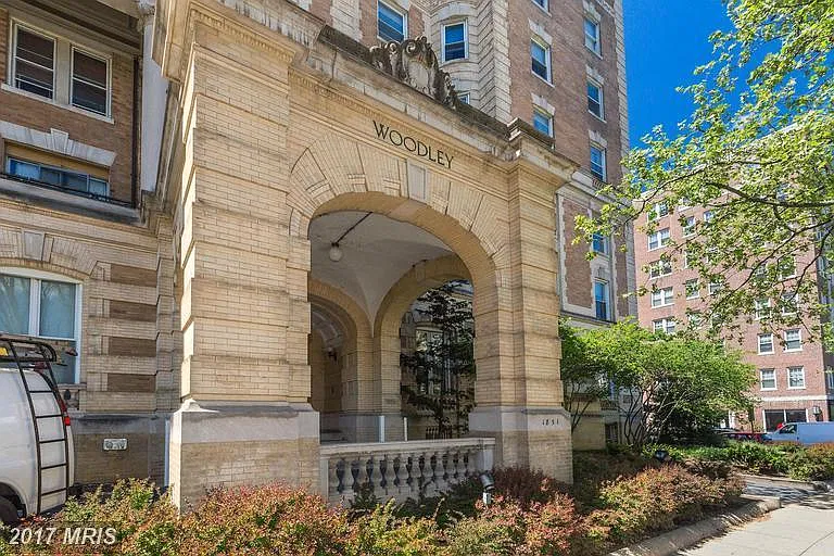 1 bed, 655 sqft, $2,300 — Photo 3