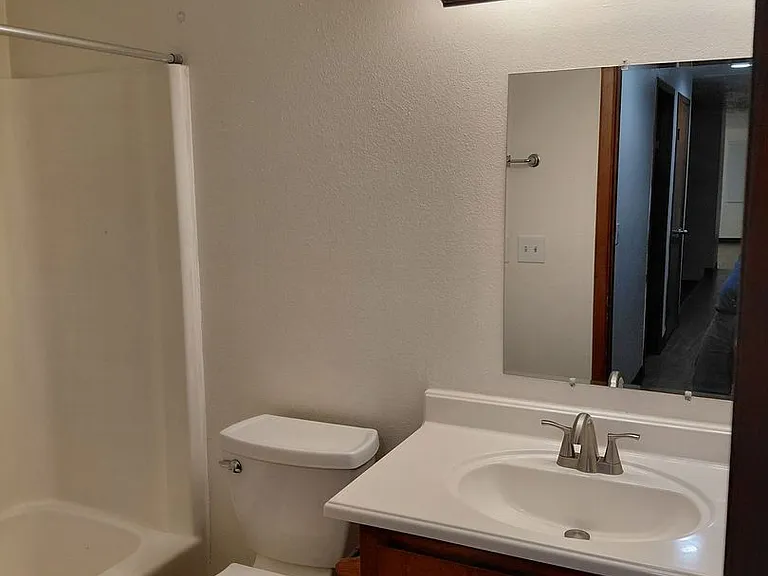1399 Parkway Dr NW — Photo 15