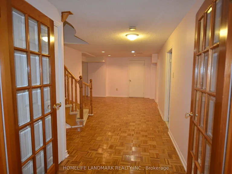 129 Lyndhurst Dr — Photo 22