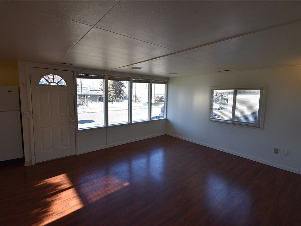 1st image of 1002 Willard Ave
