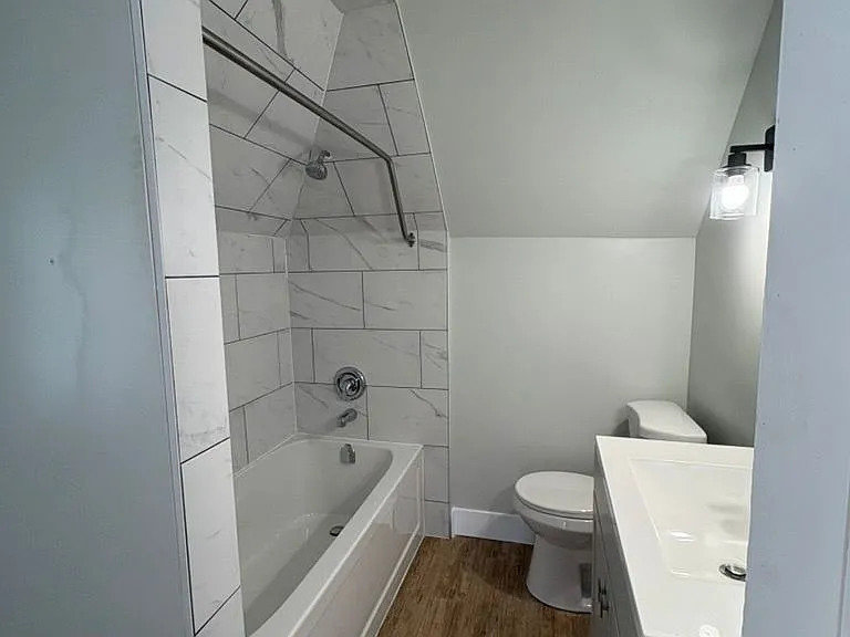 385 Hugel Ave — Photo 17