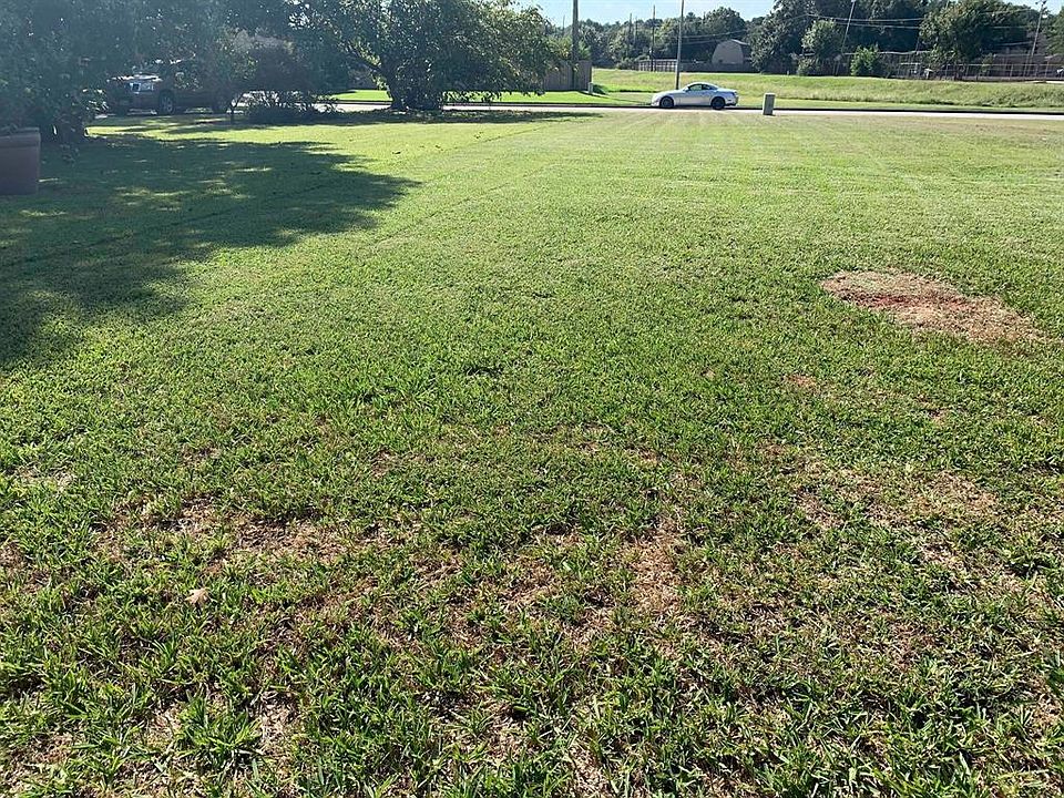 1st image of 10410 Greencreek Dr