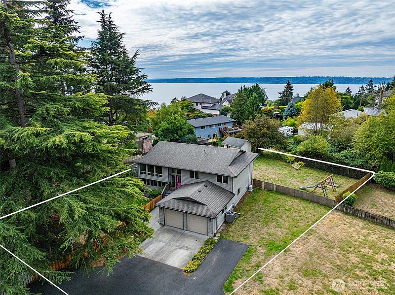 2nd image of 2315 SW 118th Court